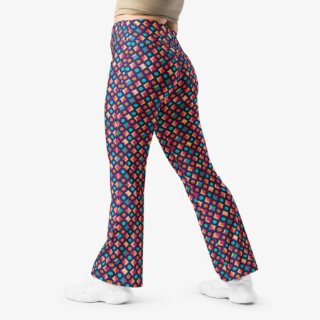 electric geo flare leggings front